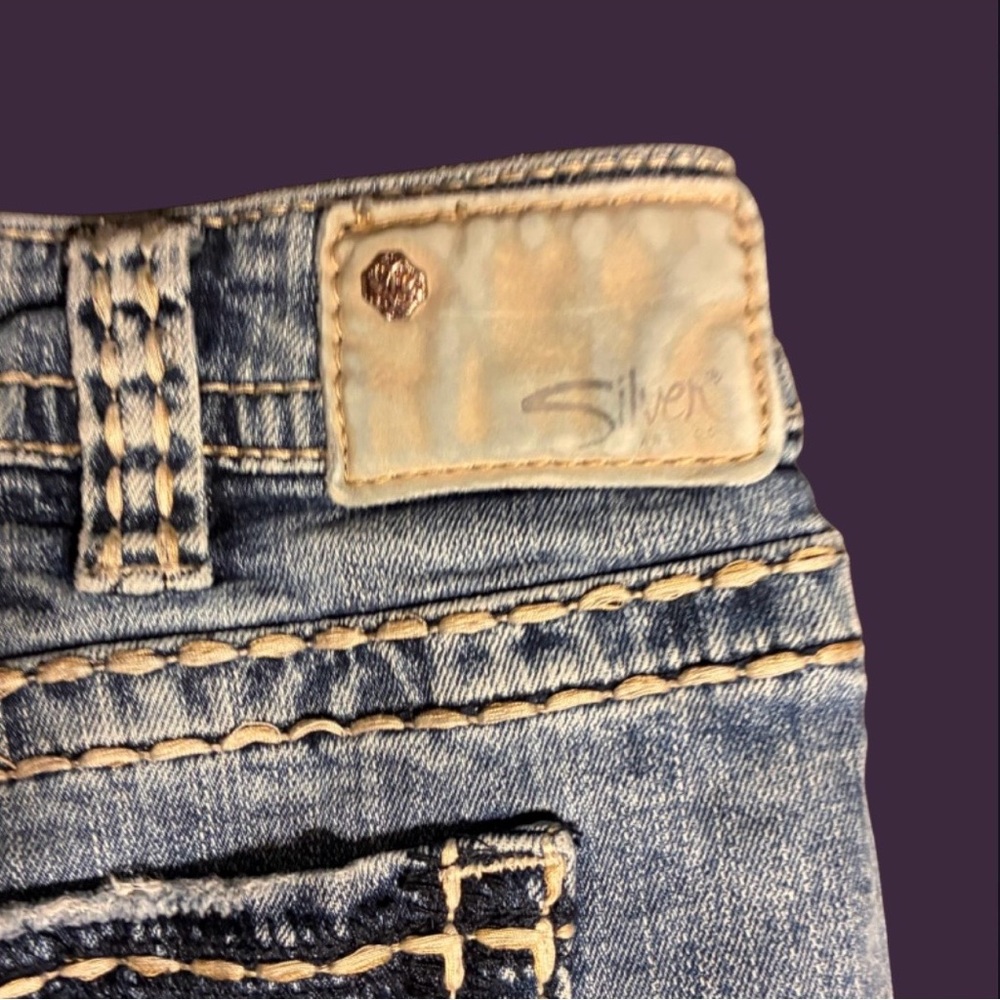Silver Jeans Co. Aiko Mid Distressed Denim Shorts Women’s W31/L3 - Picture 9 of 10